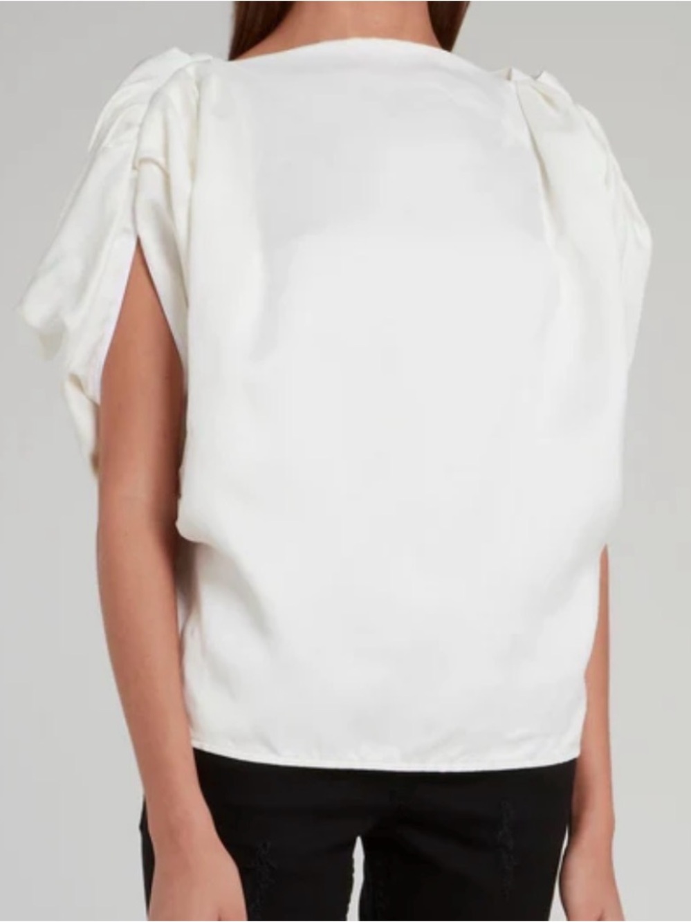 NWT-JODIFL-Elegant White Women's pleated blossom Sleeve Top